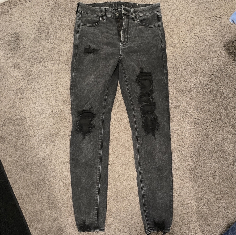 American Eagle Forever Soft Black Super Hi-Rise Ripped Jegging Womens size 6